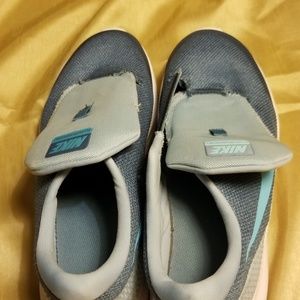 Womens Flex run size 11 no laces clean